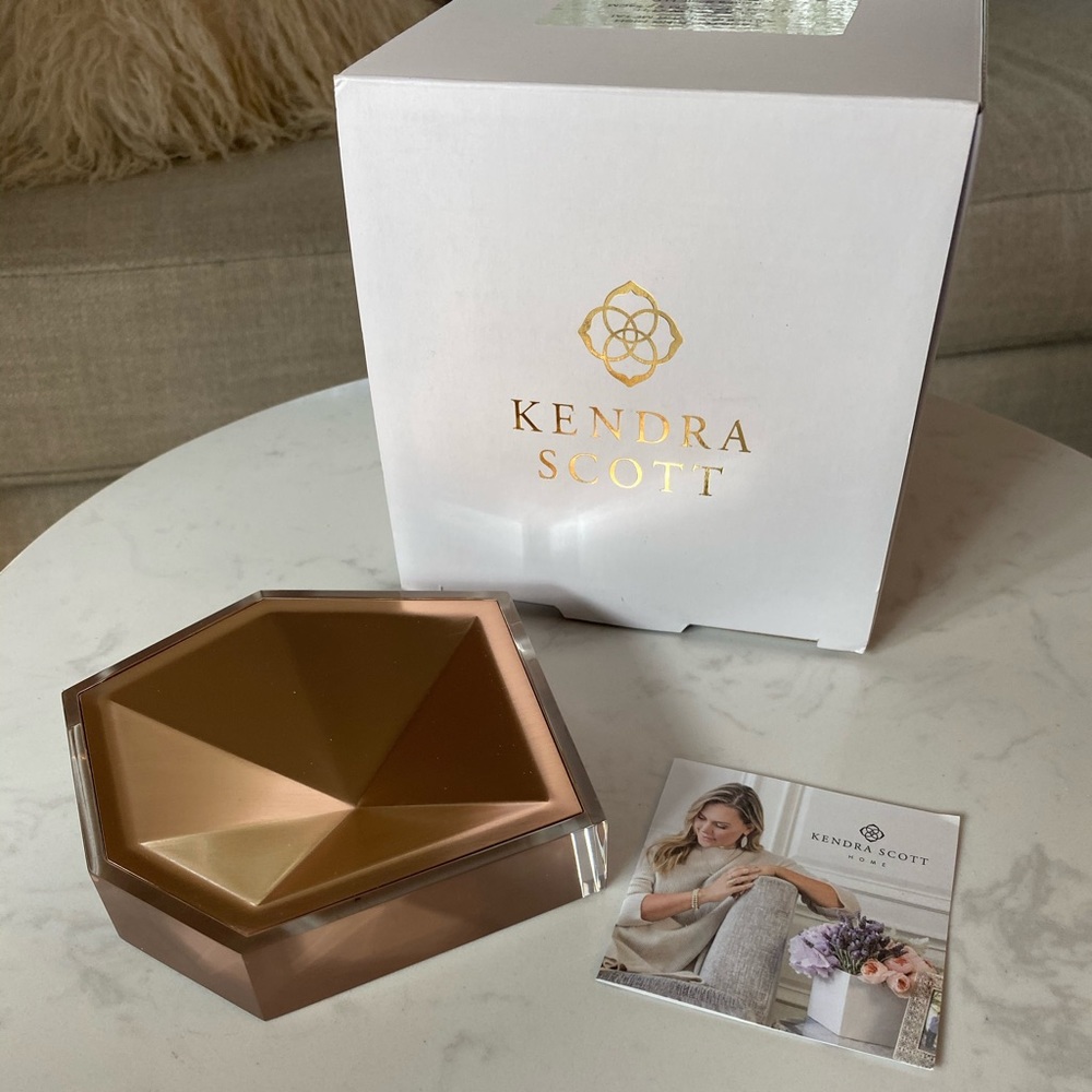 Kendra Scott Faceted Ring Dish